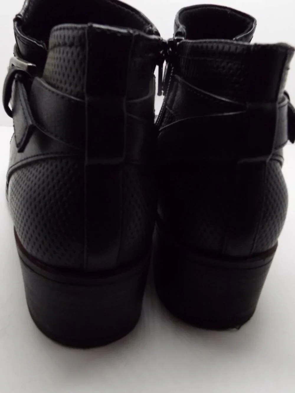 Black Women's BareTraps Ankle Boots